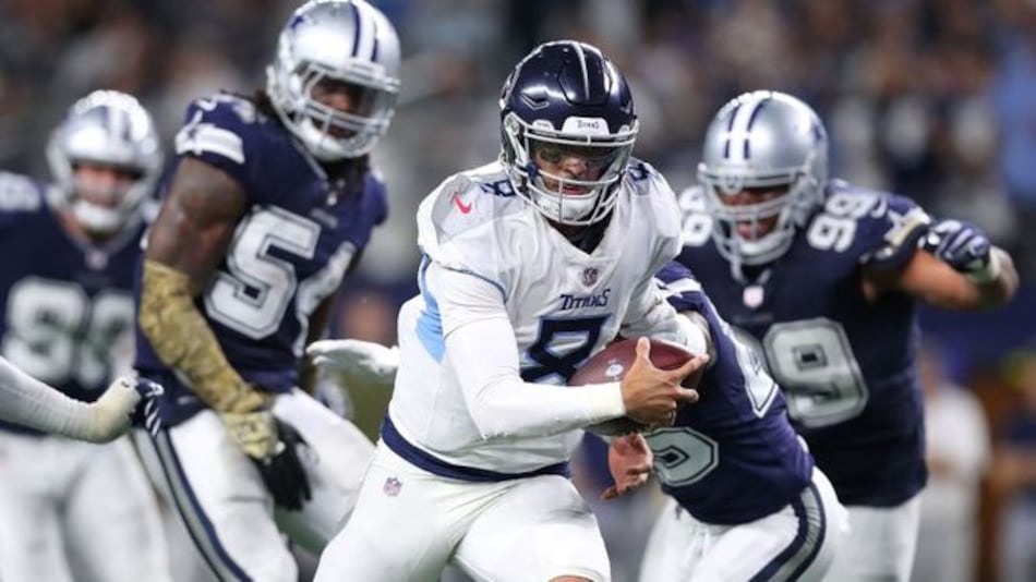 Titans vencen a Cowboys y arruinan debut de Cooper