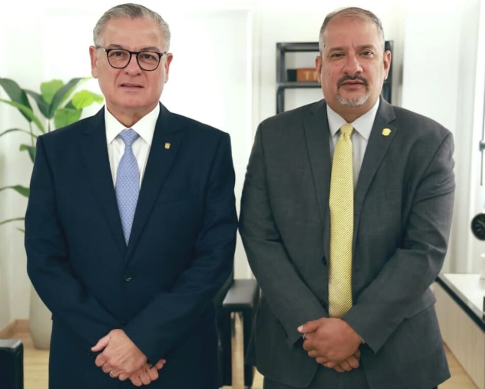 Contralor y presidente de la Asamblea impulsan biometría en planilla estatal: ¿acabarán las ‘botellas’?