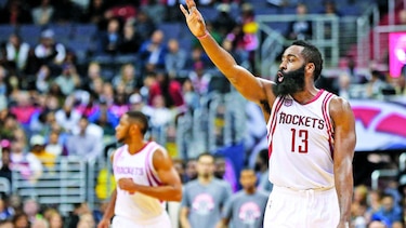 Rockets no dan aire a los Spurs