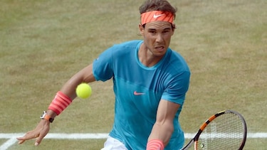 Nadal  gana a Tomic y jugará con Monfils en 'semis' de Stuttgart