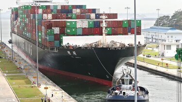 Administrador del Canal de Panamá aclara que no hay ningún buque detenido con carga de Venezuela