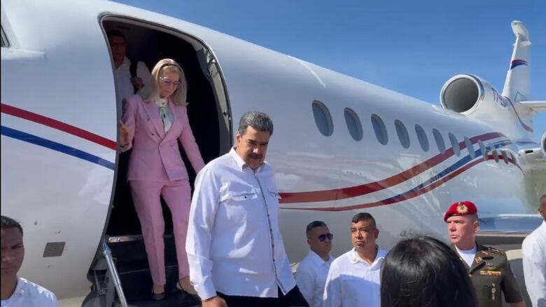 Estados Unidos confisca avión de Nicolás Maduro