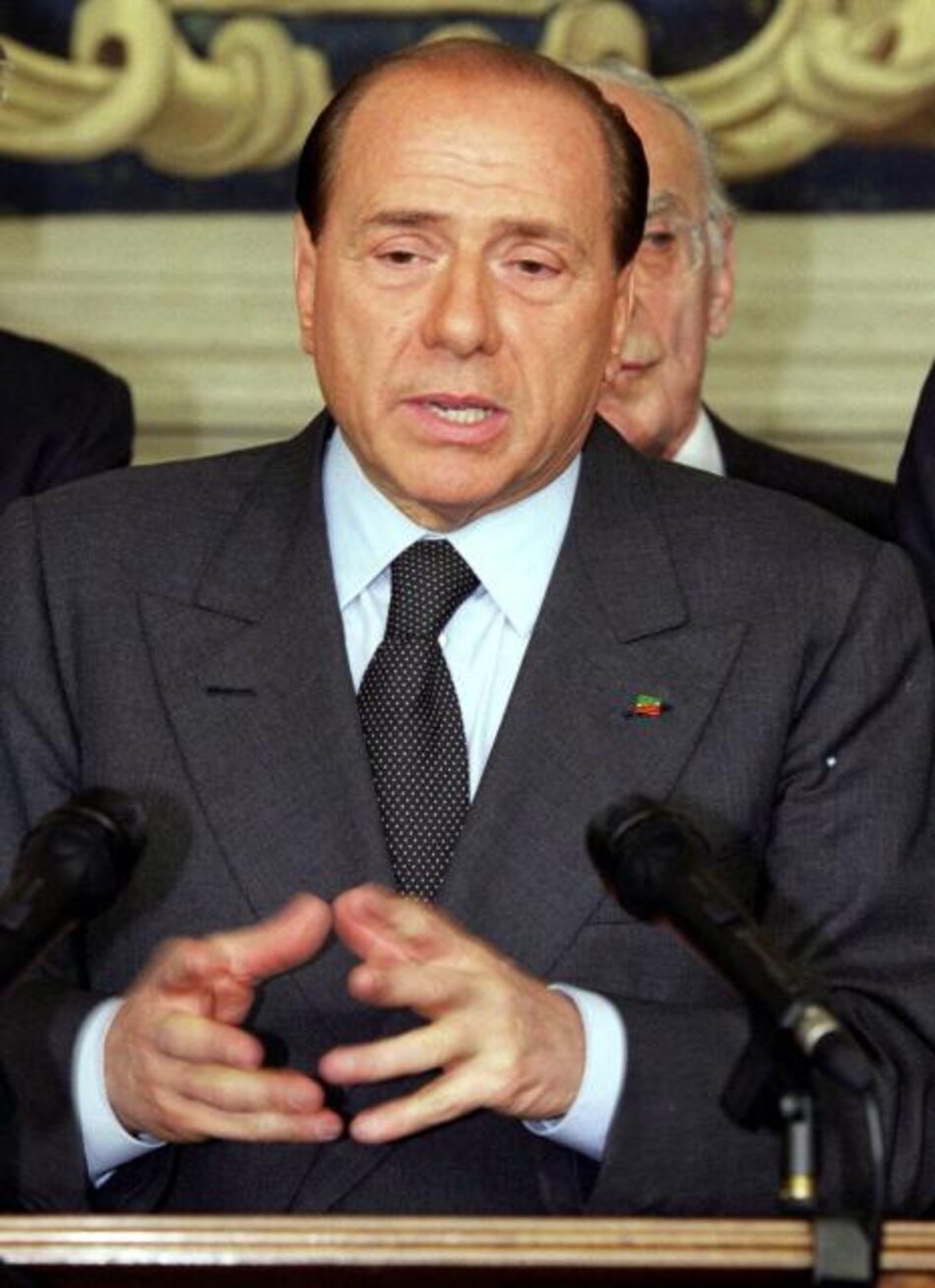 Silvio Berlusconi acude por sorpresa a una audiencia del caso Ruby