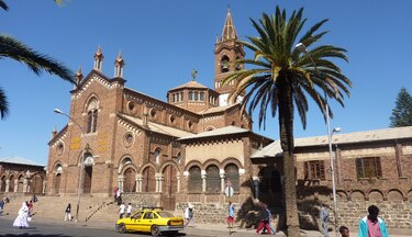 Asmara, M'banza Kongo y paisaje ǂkhomani entran a la lista de la Unesco