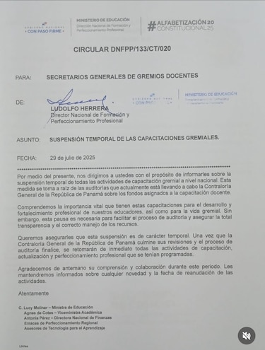 Capacitación docente en Panamá se congela por auditoría de fondos del Meduca