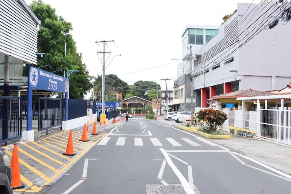 Reorganizan tránsito en San Francisco: calles Los Lirios y 72 ahora en un solo sentido