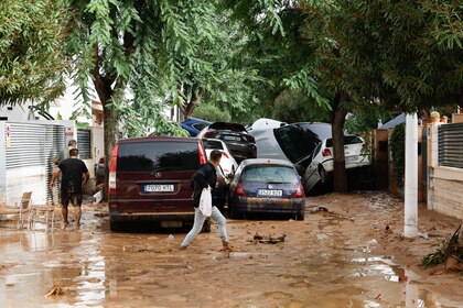Ya son 62 las víctimas mortales por las inundaciones en Valencia, España