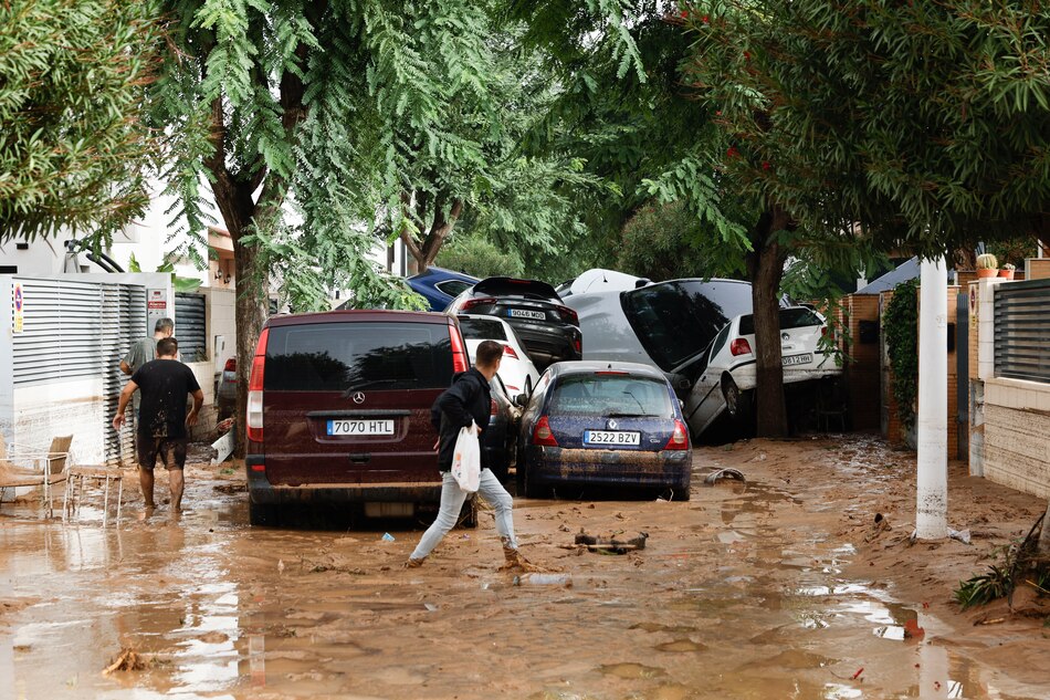 Ya son 62 las víctimas mortales por las inundaciones en Valencia, España