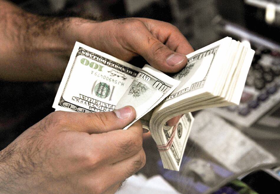 Estados Unidos golpea sistema de remesas de Cuba