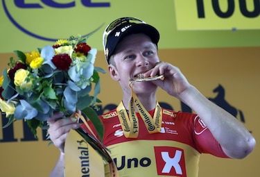 Tour de Francia: Abrahamsen se bautiza en Toulouse, Healy llega a Pirineos de amarillo