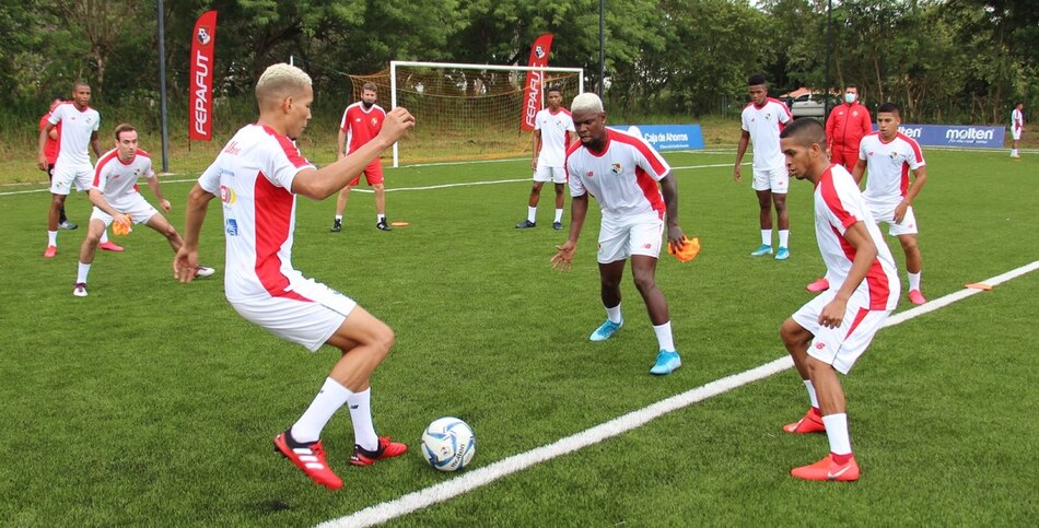 La Sele anuncia tres nuevos convocados para la concentración en el Buenaventura