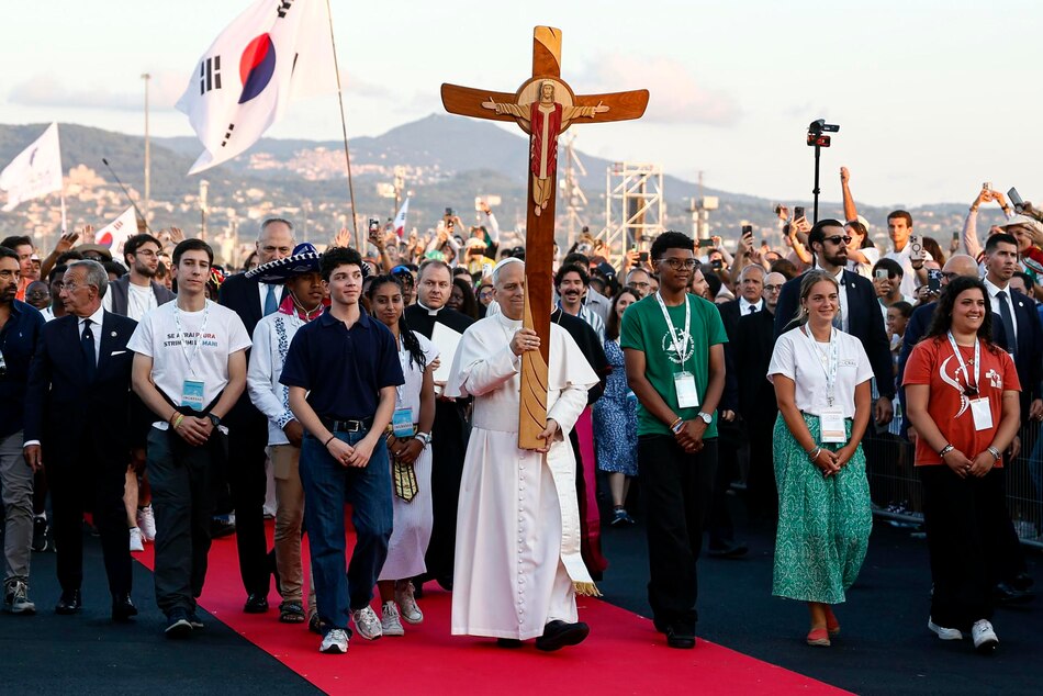 El papa León XIV advierte sobre los algoritmos de las redes sociales: ‘Nos dicen a quién debemos amar y qué pensar’