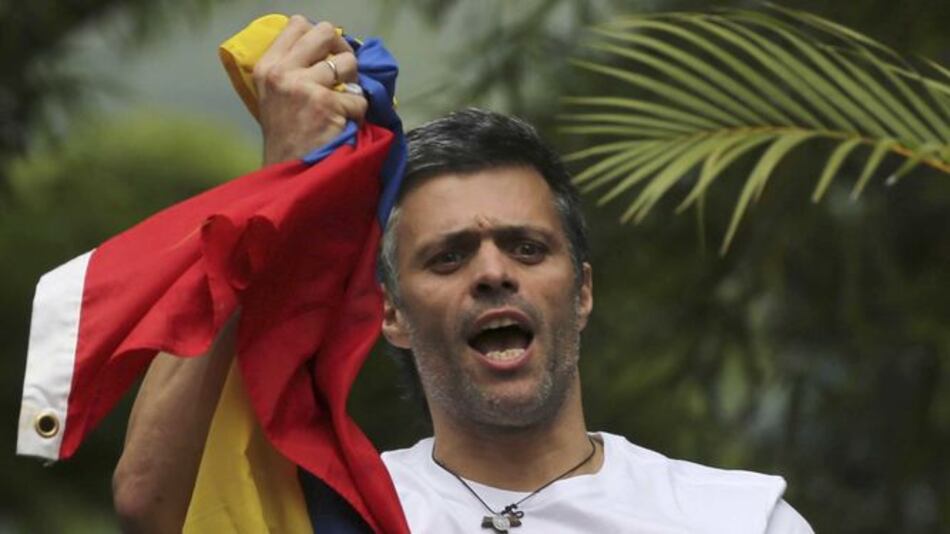 Condenan el regreso a prisión de los opositores venezolanos Leopoldo López y Antonio Ledezma