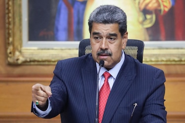 Maduro afirma que nueva consulta sobre proyectos comunitarios representa ‘más democracia’