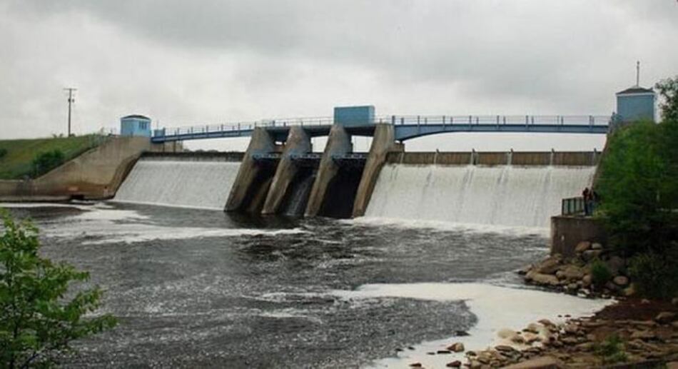 Hallan cobre y plomo en el agua de 19 escuelas de Detroit
