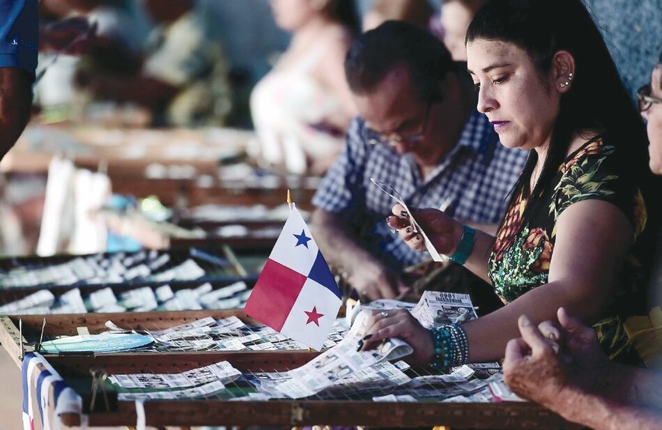 LNB, a reestructuración por escándalo de billetes