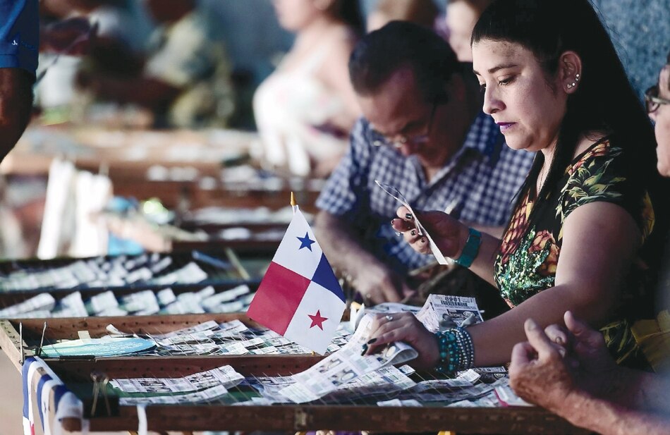 LNB, a reestructuración por escándalo de billetes