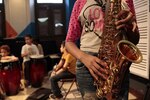 La música ayuda a mejorar problemas de conducta, según estudio psicológico