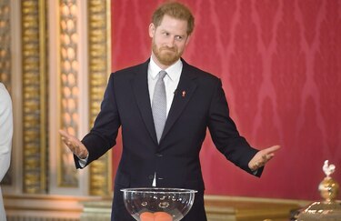 Enrique aparece tras sacudir la realeza británica