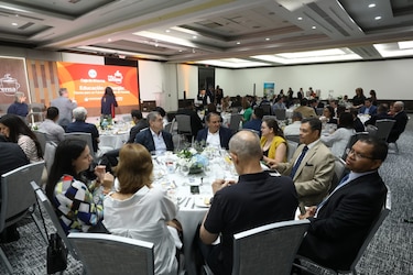 Café con ‘La Prensa’: Educación y energía para un futuro sostenible