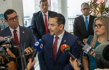 Procurador Gómez pide a ministros convertirse en querellantes en casos de corrupción