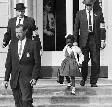 Vuelve la segregación a escuelas de EU