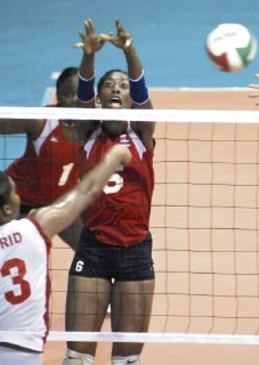 Sueñan con jugar voleibol en Londres