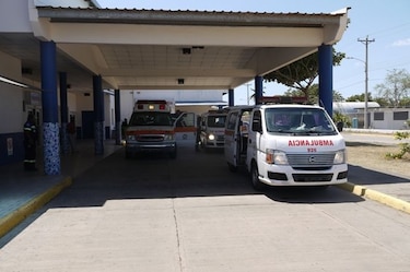 Comisión evaluadora aprueba adquisición de 48 ambulancias para la CSS