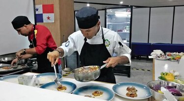 Junior chefs panameños conquistan Cancún