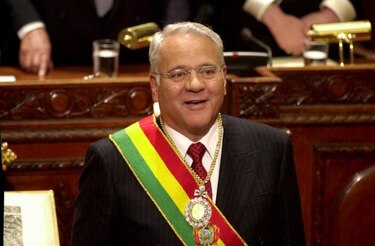 Bolivia pide a E.U. extradición de expresidente Sánchez de Lozada