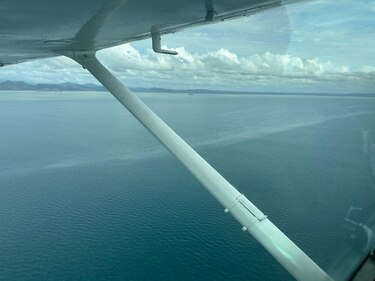 Autoridad Marítima investiga posible contaminación por derrame en Puerto Caimito
