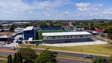 Veraguas estrena el renovado estadio Toco Castillo tras casi ocho años de espera