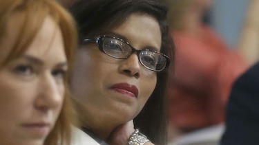Tovar de Zarak y Moore tendrán cortesía de sala ante la Comisión de Credenciales