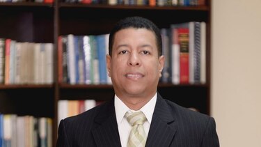 Aladar Rodríguez Díaz ganó la rectoría de la UMIP con el 43% de los votos