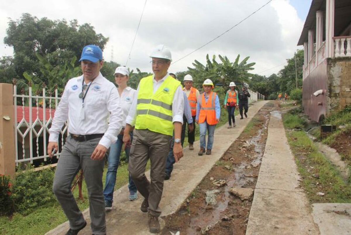 Construyen segunda etapa de redes de alcantarillado en San Miguelito