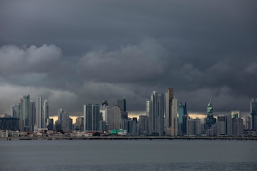 Barclays revisa al alza el déficit fiscal de Panamá: 4.8% del PIB para 2024