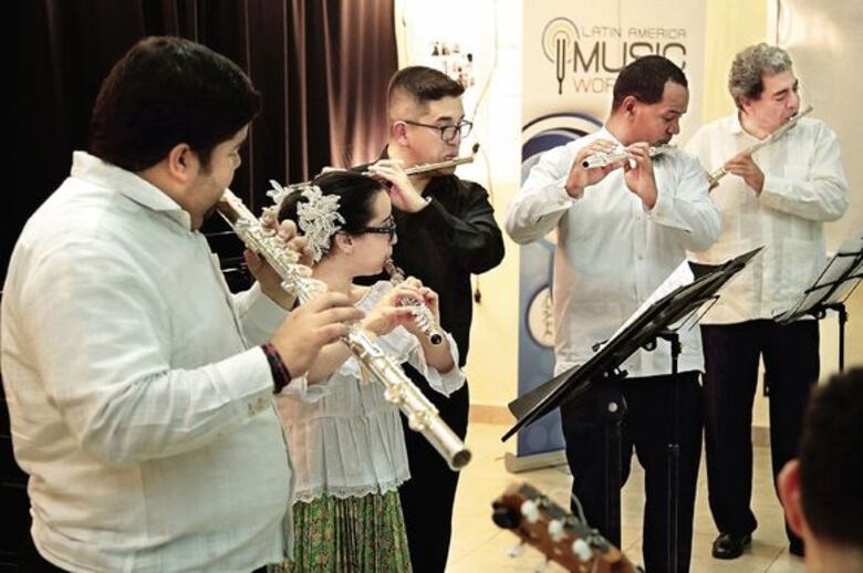 Panamá vuelve a reunir a flautistas
