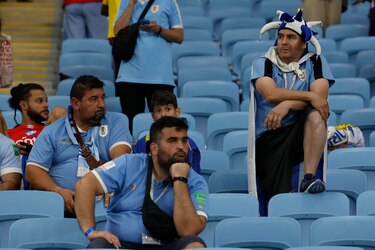 Uruguay reacciona tarde, no le alcanza la victoria por 2-0 ante Ghana
