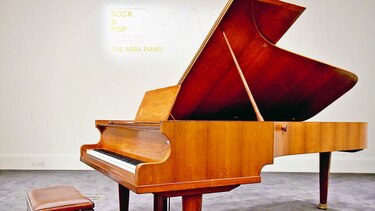 EL PIANO DE ABBA, al mejor postor en Londres