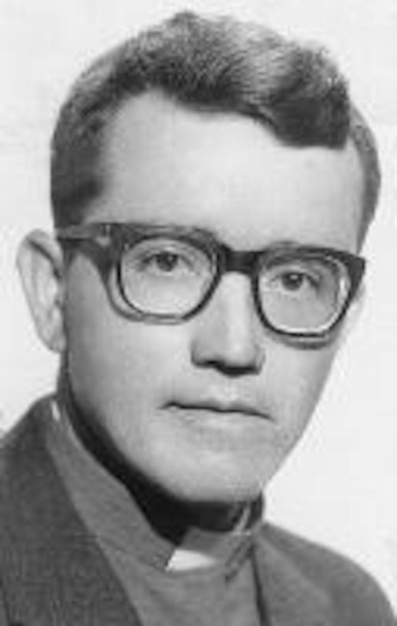 En recuerdo del padre Héctor Gallego