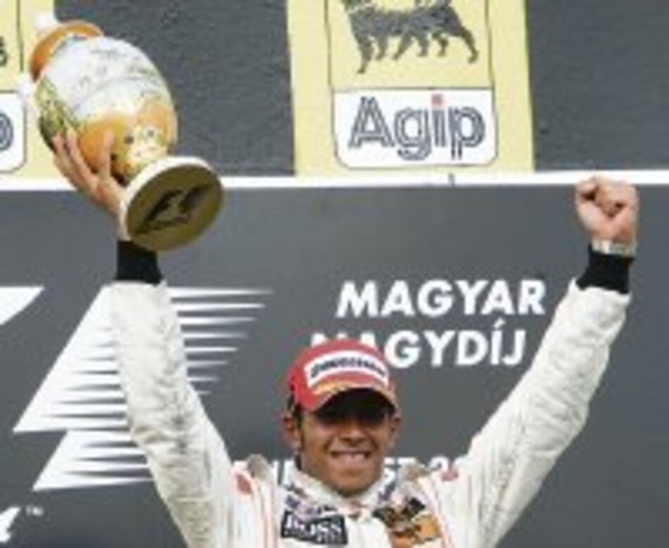Triunfo amargo para McLaren
