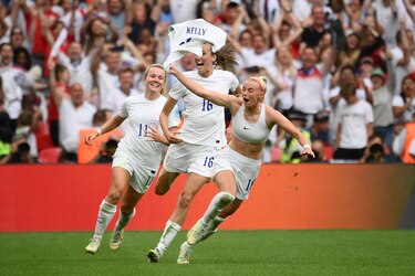 Inglaterra conquista la Eurocopa femenina al ganar 2-1 a Alemania en la prórroga