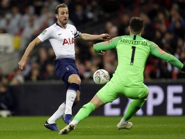 Tottenham toma ventaja ante el Chelsea en semifinales