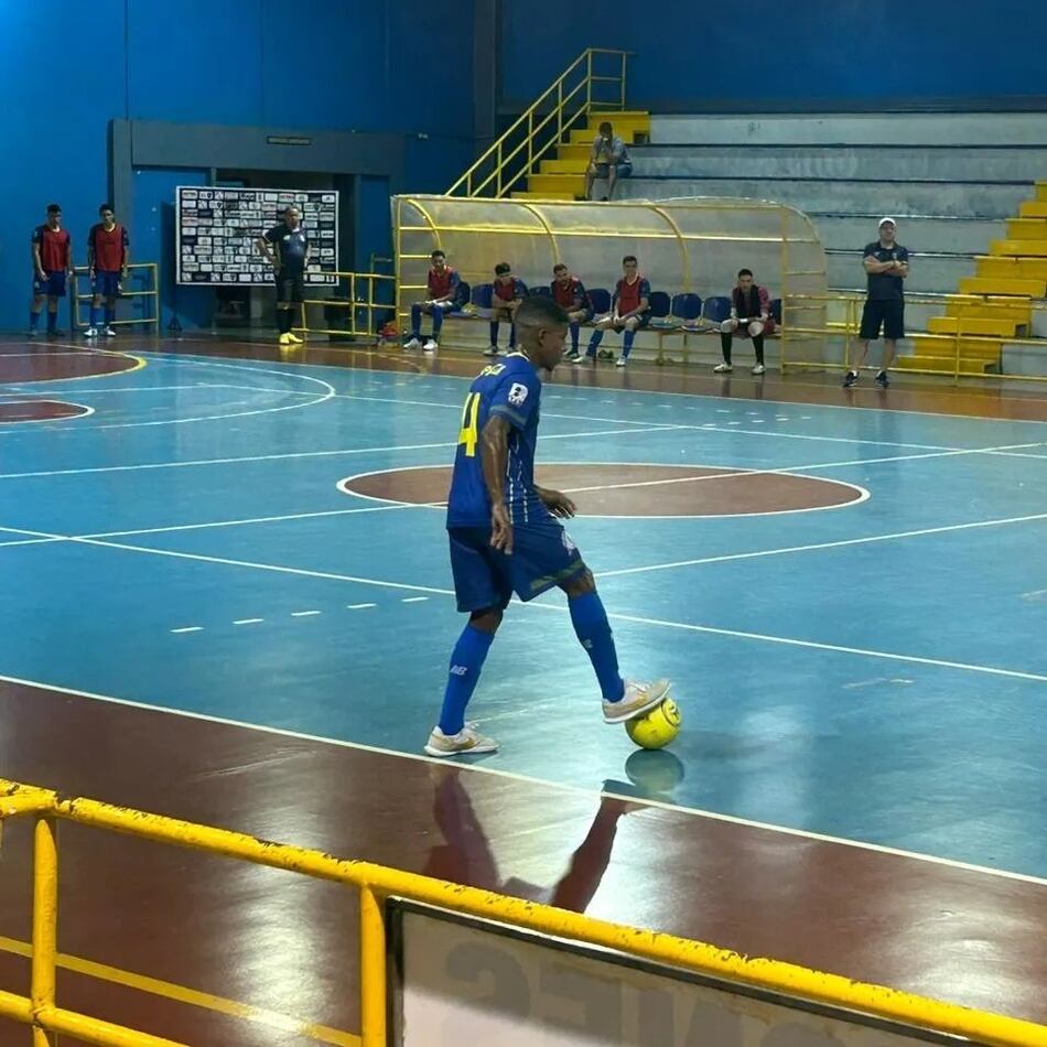 Anthony Recuero, talento panameño que brilla en el futsal de Costa Rica
