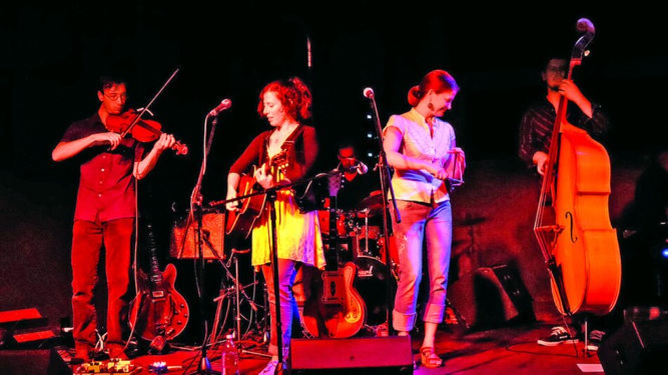 Música con raíces festivas y criollas