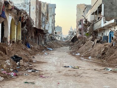 450 sobrevivientes fueron rescatados en los últimos días de los escombros de Derna