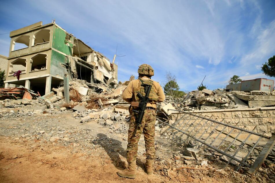 Israel confirma uso de sistema láser para interceptar misiles y drones en la frontera con Líbano