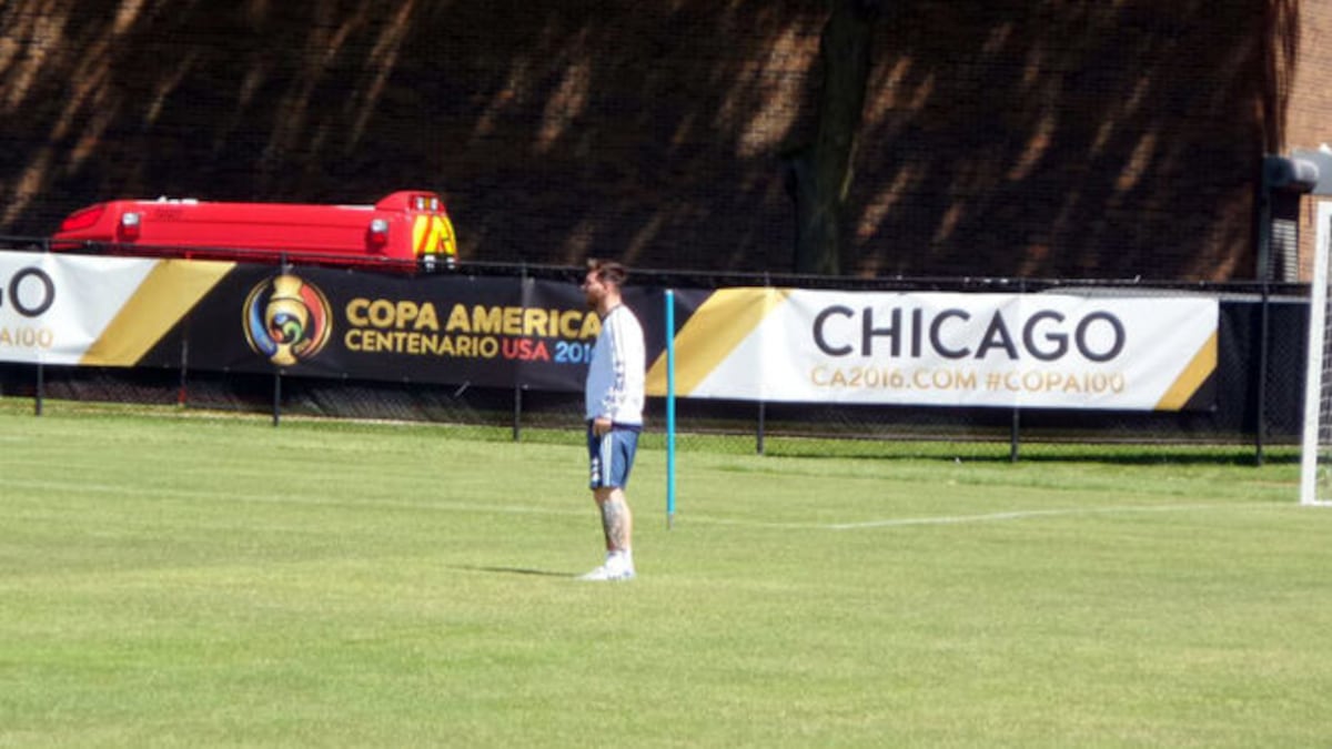 Argentina regresa al trabajo con Messi a la cabeza
