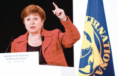 FMI espera que gobernadores acepten alza en las reservas 