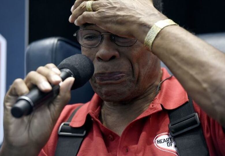 Emotivas imágenes de Rod Carew, que se recupera del infarto y quiere estar en pretemporada